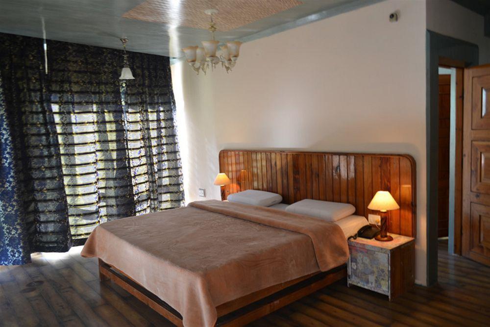 Manali Mahal Hotel Luaran gambar