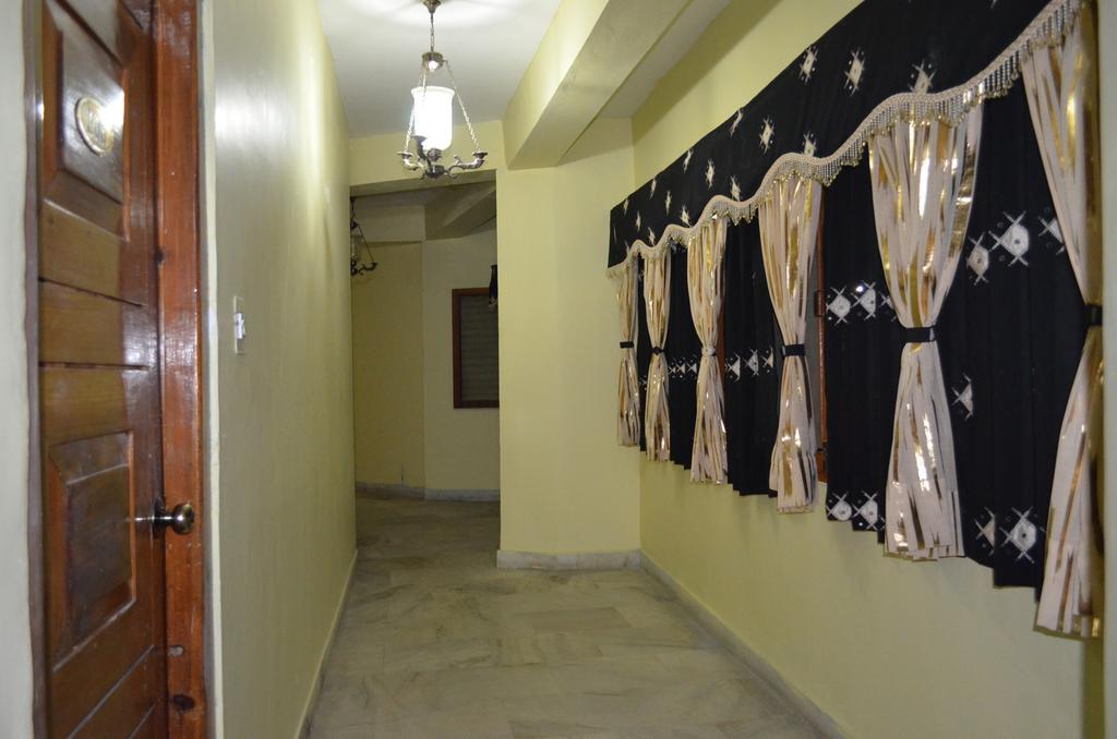Manali Mahal Hotel Luaran gambar